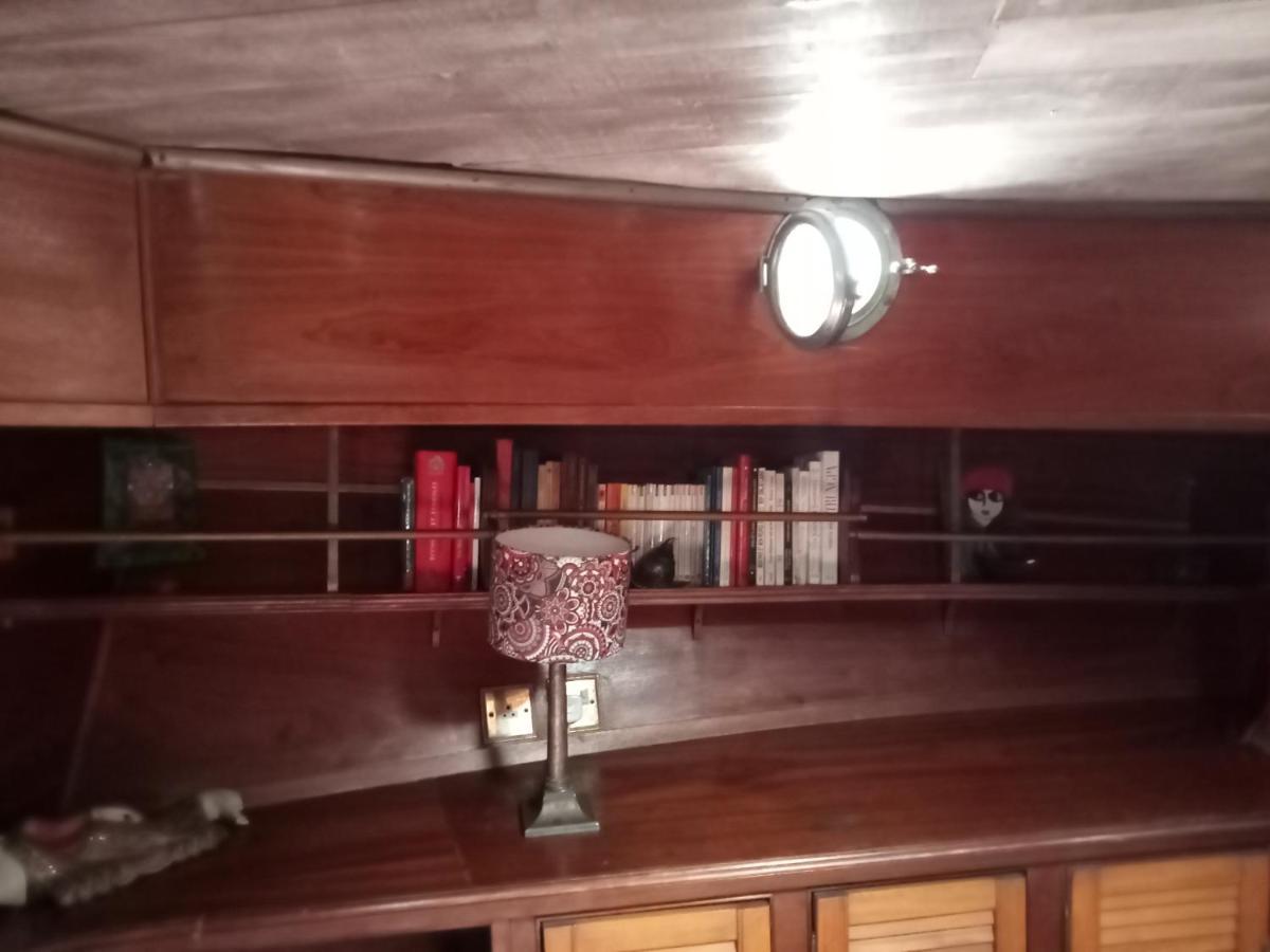 Hotel Bateau De Pirates Gruissan Esterno foto